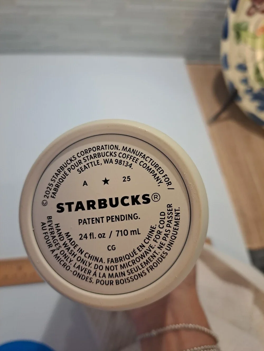 Starbucks 2025 Matte White Soft Touch Leak Proof Twist Seal SS Tumbler